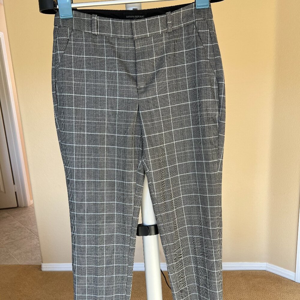 Banana Republic Factor Ryan Curvy pants